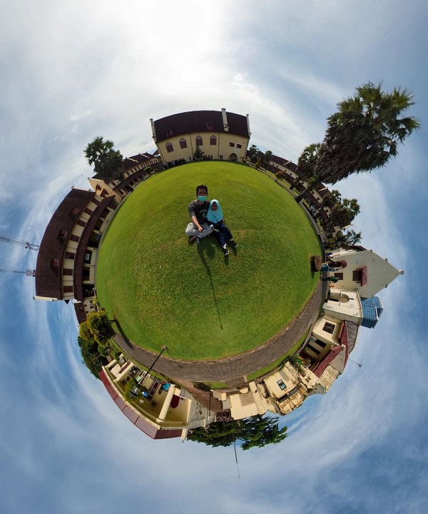 Dalam kawasan Fort Rotterdam. (foto: ist/*)